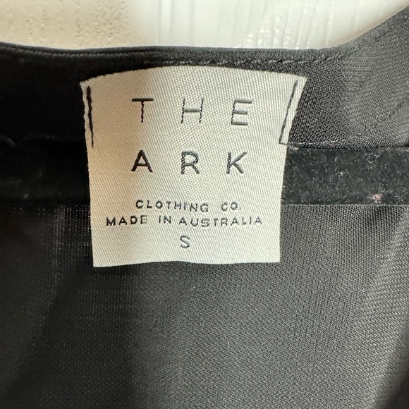 THE ARK Australia Black Midi Pleated Dress Size Small - Picture 3 of 5